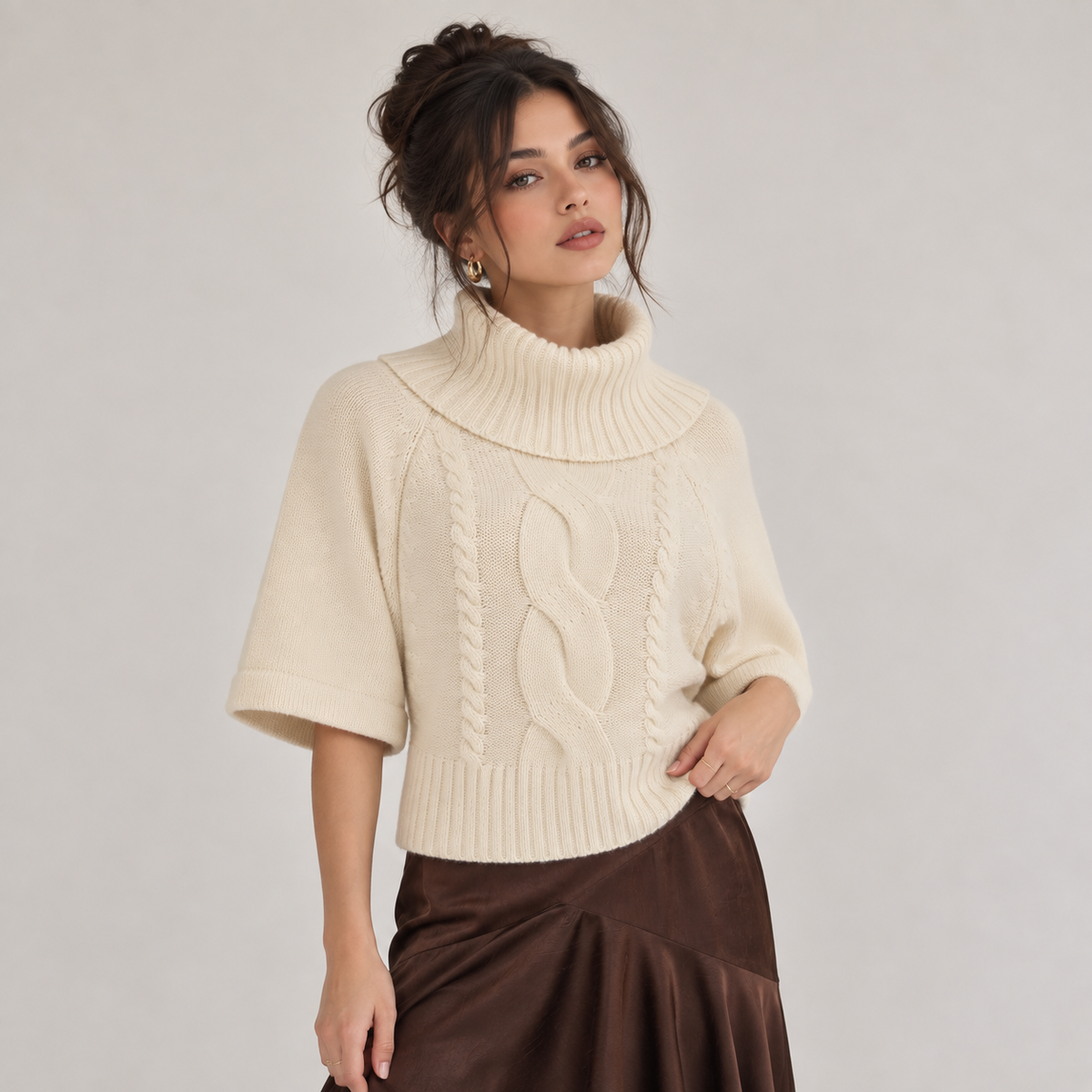 AMELIA – Strickpullover mit Zopfmuster & Rollkragen