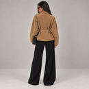 MALIA – Taillierte Veloursjacke mit Gürtel