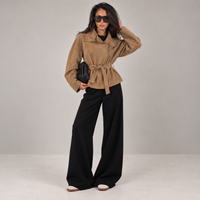 MALIA – Taillierte Veloursjacke mit Gürtel