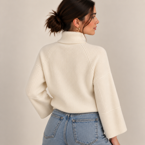 LIV – Oversized Turtleneck Sweater